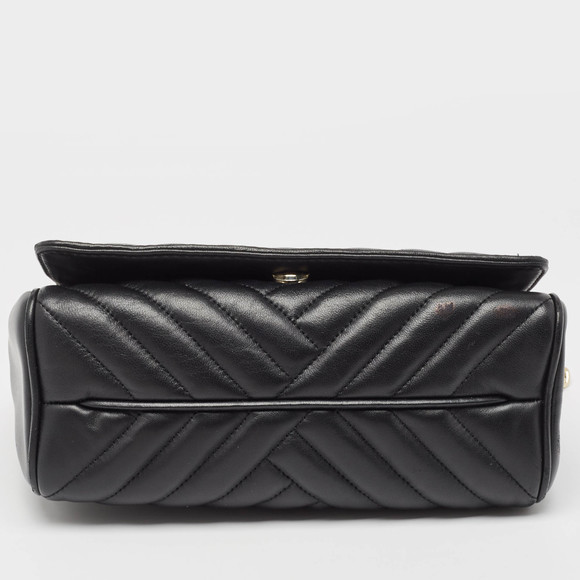 CAROLINA HERRERA Black Quilted Leather CHHC Flap Shoulder Bag - Picture 6 of 8